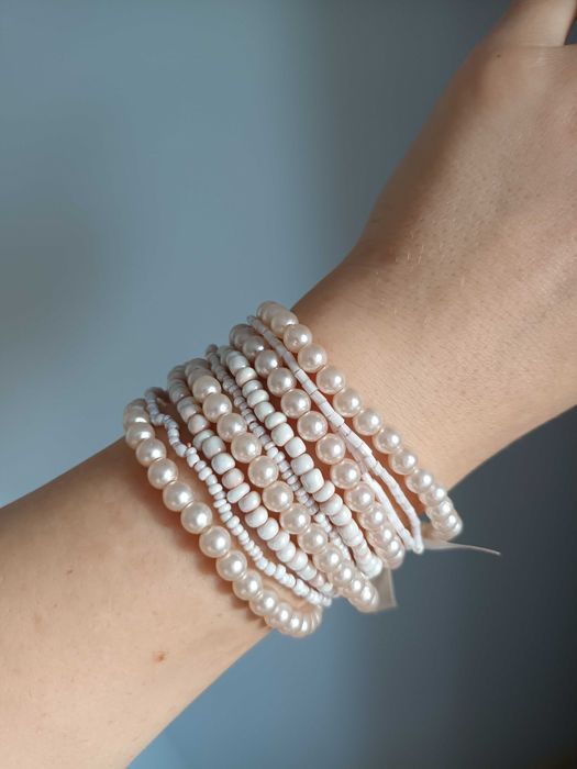 Zestaw 10 bransoletek z koralików jasny brudny róż