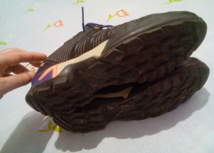 Adidas Terrex 42