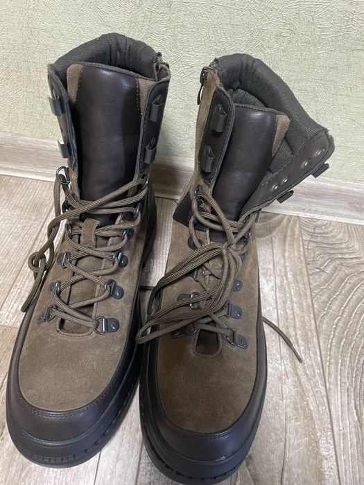 Чоловічі ботинки Reserved