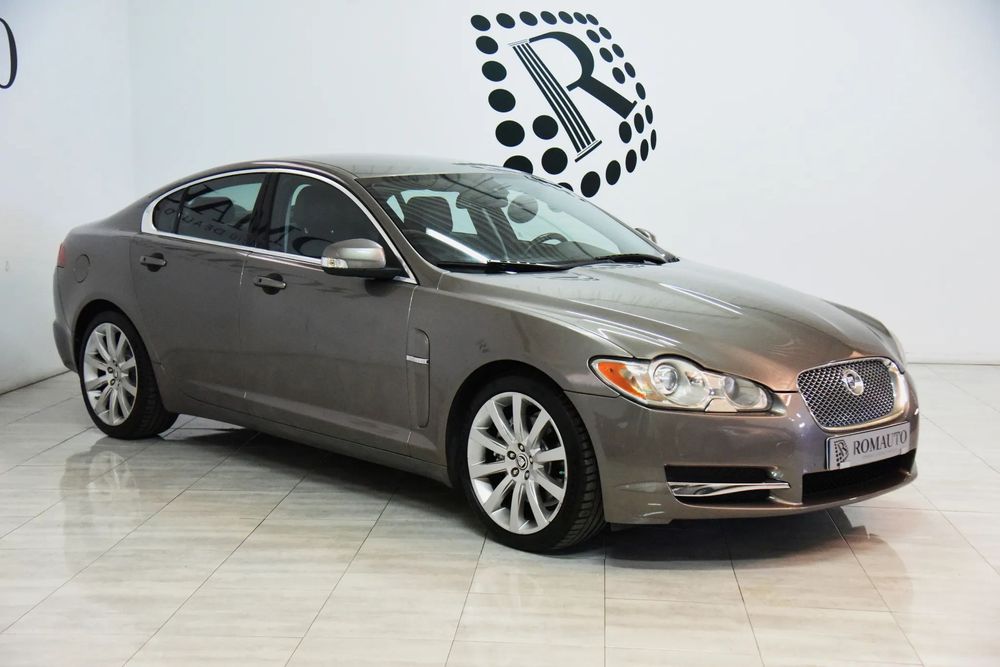 Jaguar XF 2.7 D V6 Luxury