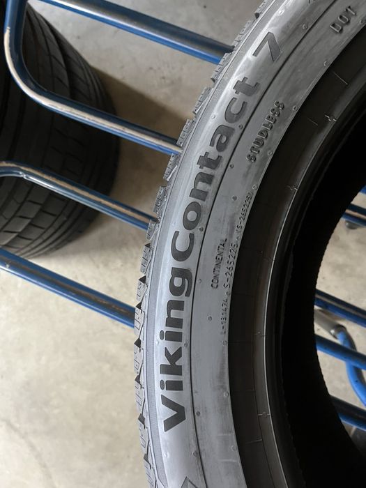 285/45/20 R20 Continental VikingContact 7 4шт нові зима