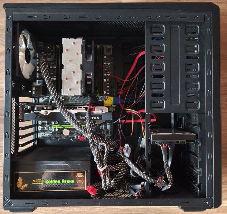 Komputer stacjonarny