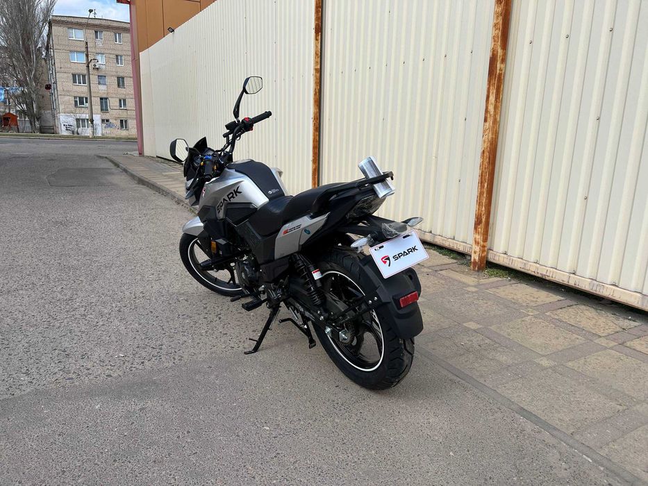 Мотоцикл Spark SP200R-32