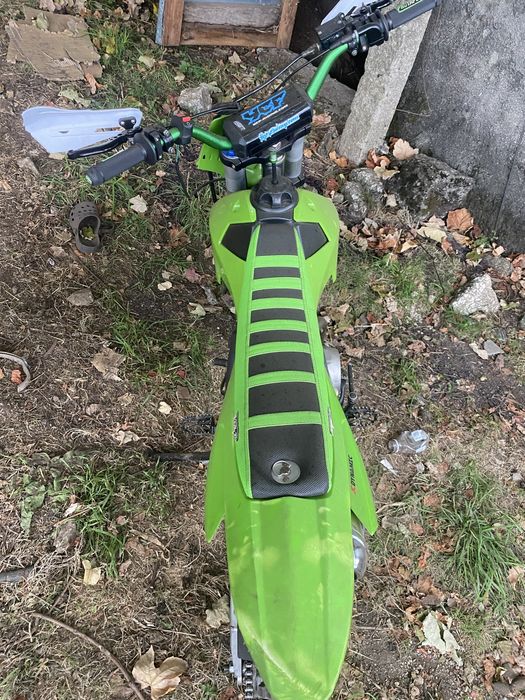 Apollo RFZ 125cc pitbike