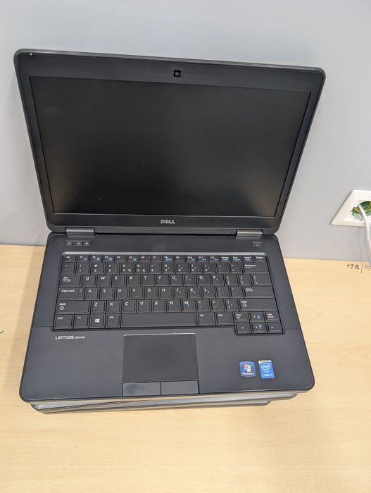 Недорогі ноутбуки для ігор  Core i5  відеокарта 2 гб