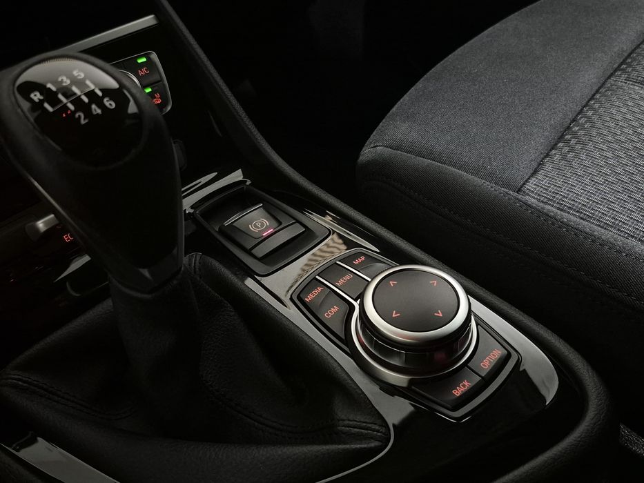 BMW 216 Gran Tourer — fotografia 11