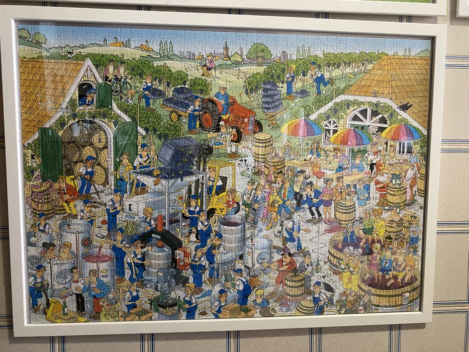 Comic puzzle Jan Van Haasteren feito em moldura A Vinicola