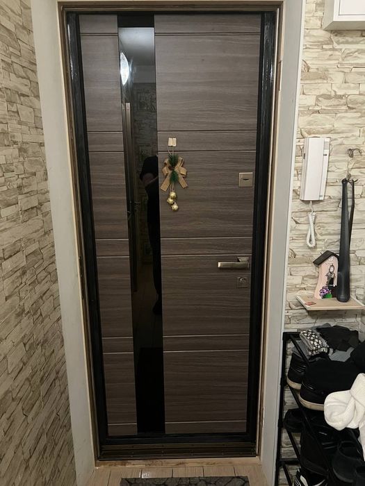 Продам 3-х кімнатну квартиру на Перемоги, 107