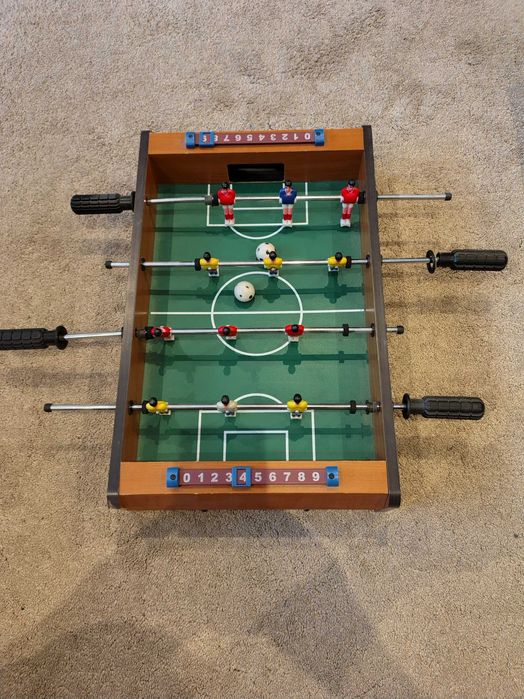 Sprzedam piłkarzyki mini.