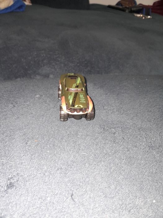 Sprzedam samochodzik Hot Wheels