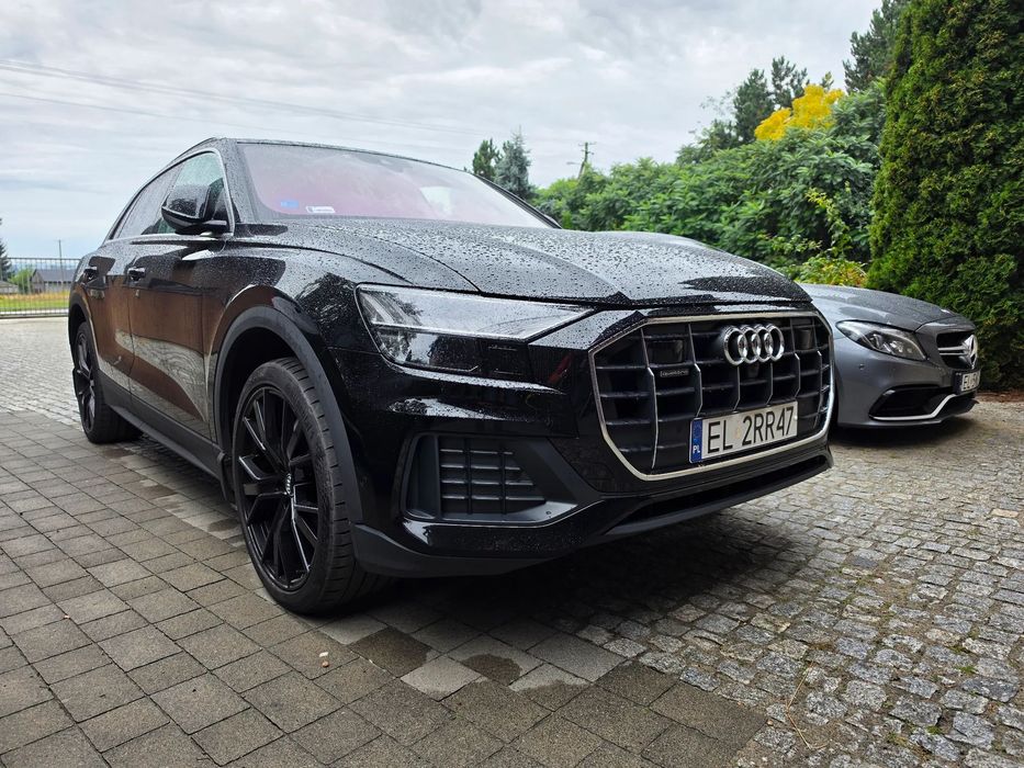 Audi Q8 Leasing odstąpię bogate wyposażenie matrix skóra masaże oś skrętna hak