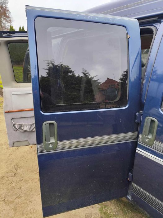 Chevrolet Express Gmc Savana drzwi prawe, drzwi boczne