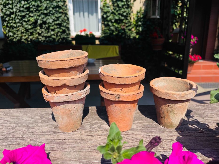 Doniczki gliniane małe