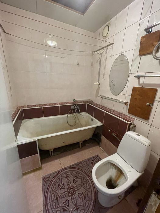 Продаж 2 кімнатної квартири на Збаразькій, біля центру