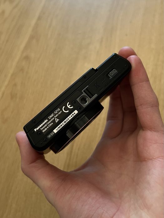 НОВИЙ в заводській плівці panasonic sz10 з повним комплектом!