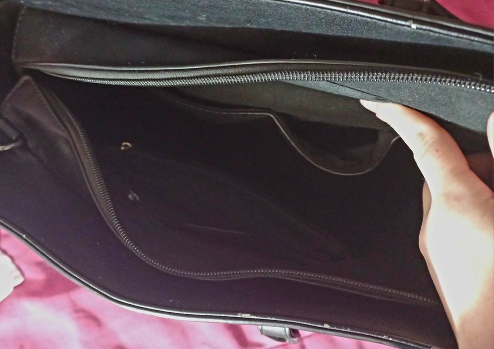 Mala preta de senhora