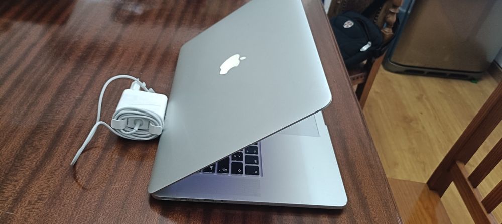 MacBook Pro Retina | Intel Core i7 Quad-Core | 8GB RAM | SSD 128GB