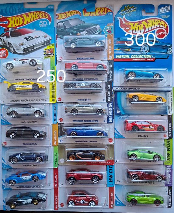 Моделі машинок хот вілс Європа Ауді, бмв, феррарі, фольксваген від 90