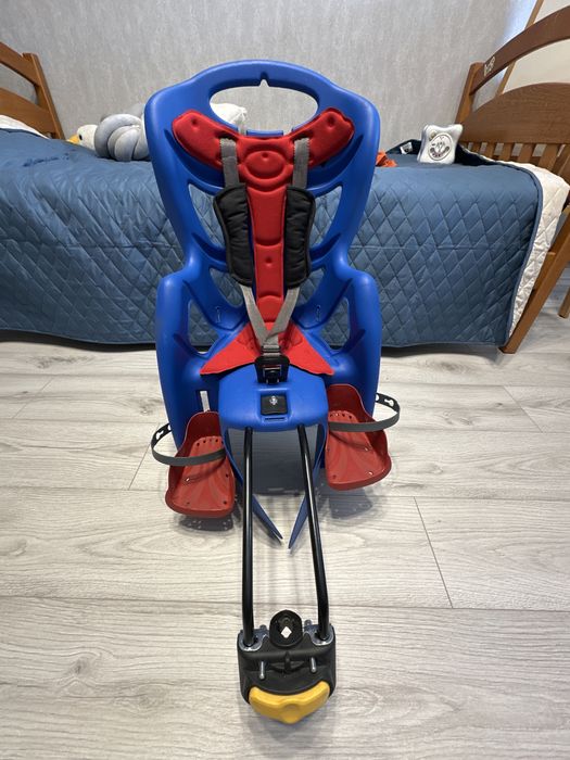 Дитяче крісло на велосипед