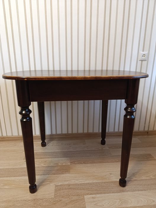 Продам стіл кухонний