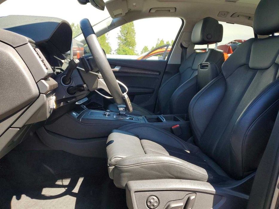 2018 Audi Q5 Prestige &