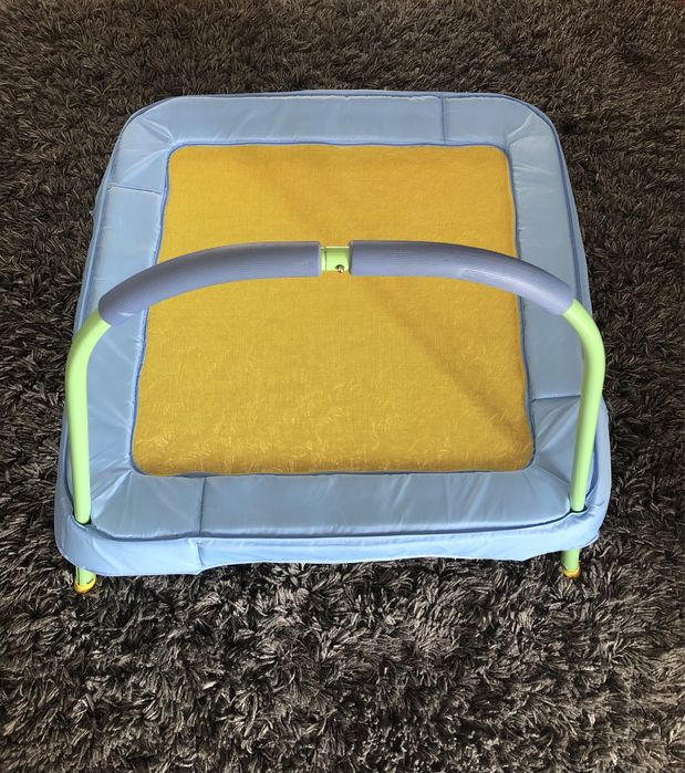 Mini Trampolim infantil como novo