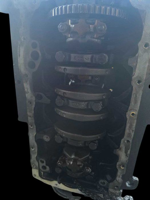Блок двигуна циліндрів 1.8 20V AGN VAG Skoda VW Audi Seat 06A103021C