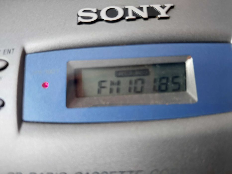 Radiomagnetofon Sony  CD-R/RW Playback