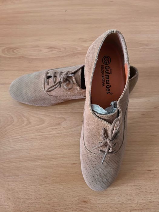 Sapatos Calçado Guimarães Tam. 39 (Novos)
