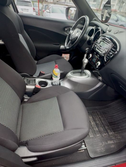 Автомобіль Nissan Juke