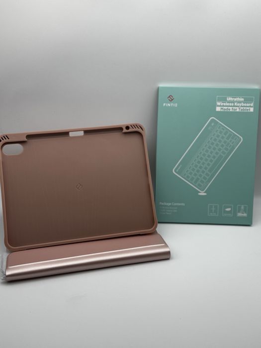 Чохол + клавіатура для Ipad з ліагоналлю 10,9