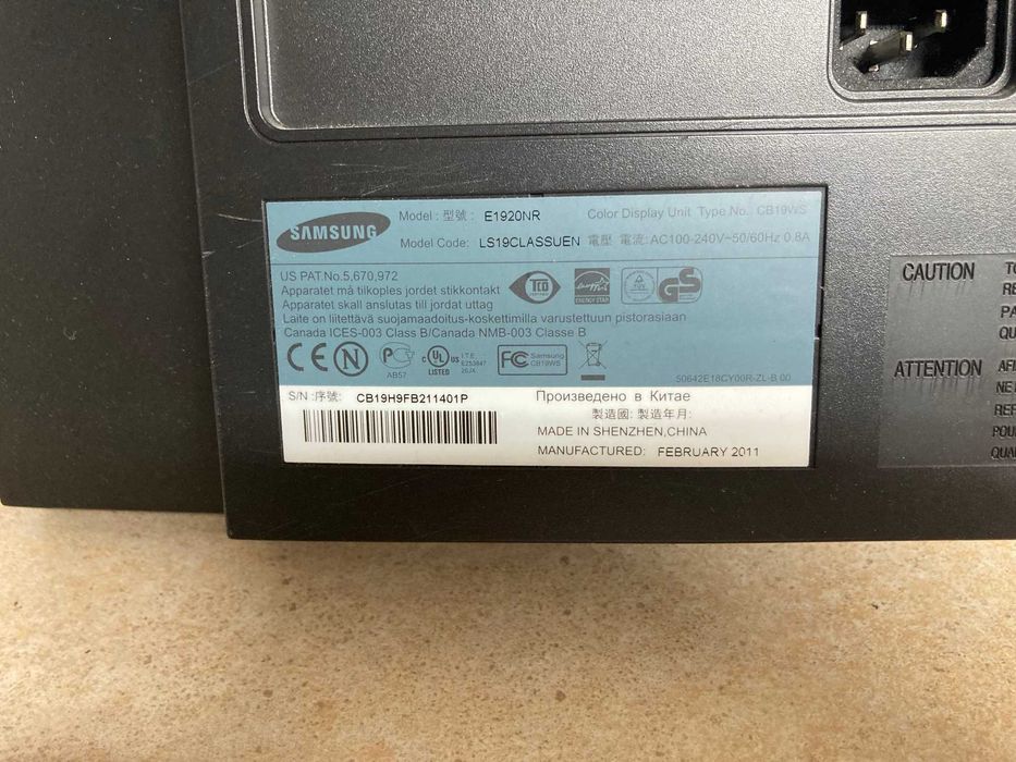 Monitor 19cali Samsung SyncMaster E1920