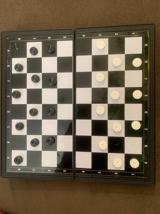 Детские комплектные Шахматы  нарды