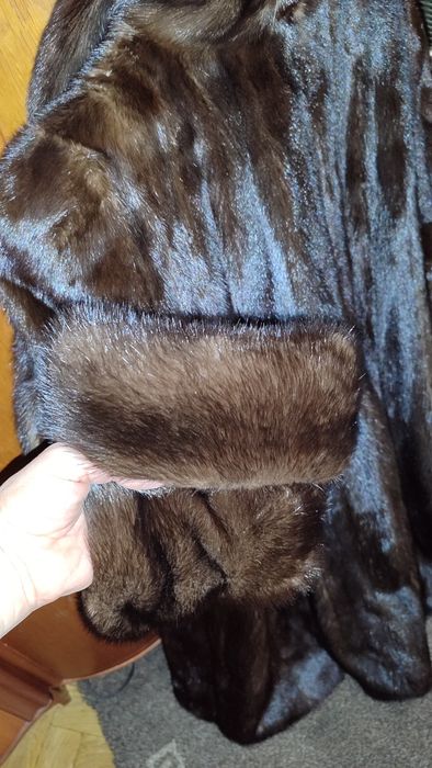 Натуральна норкова  шуба