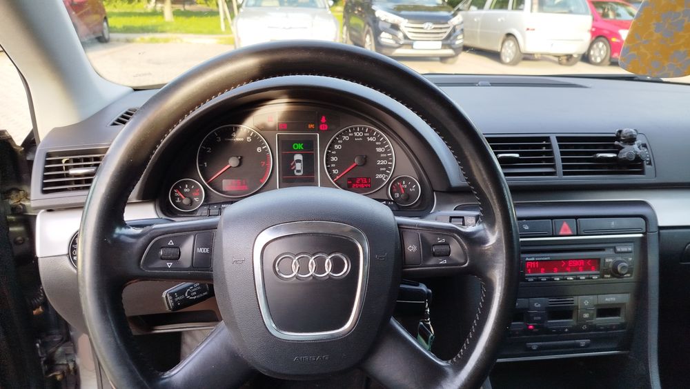 Audi A4 B7  Sline 2.0 alt.