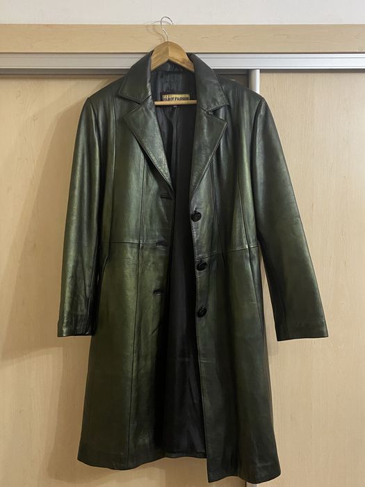 плащ женский, кожаный, пальто. плащ черный, изумрудный, размер м