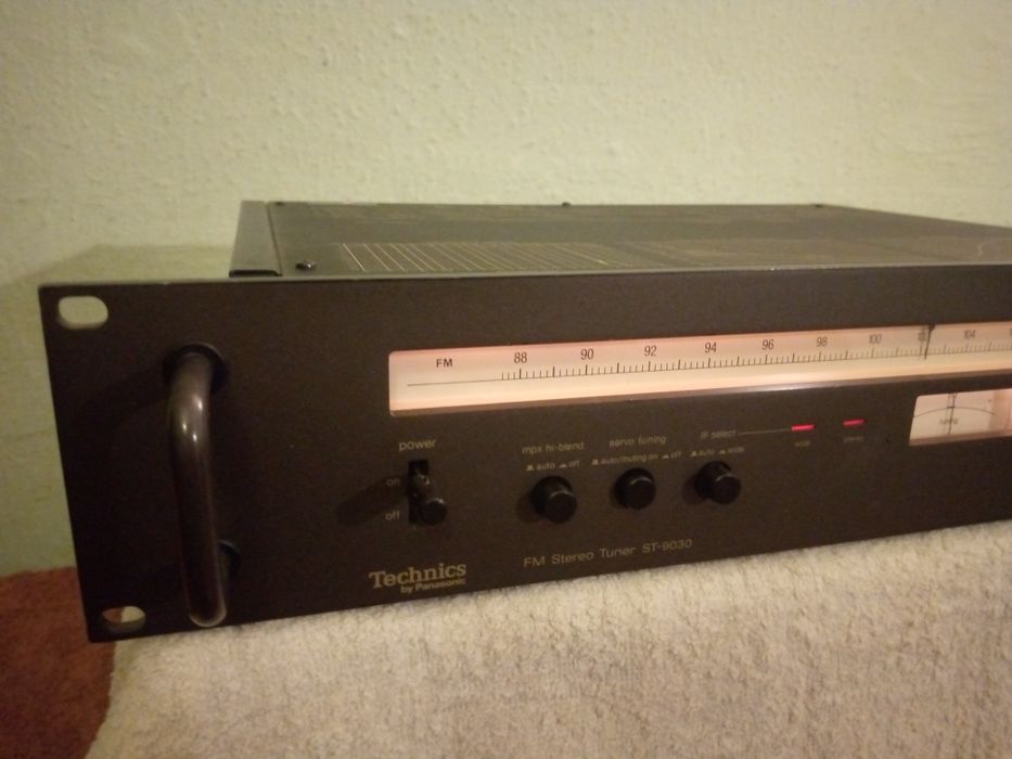 Technics ST-9030