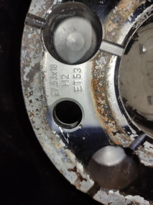 Диски R 18 Audi з резиною