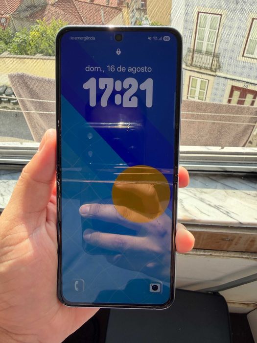Samsung Galaxy Z Flip 4 128GB Azul + Carregador Wireless