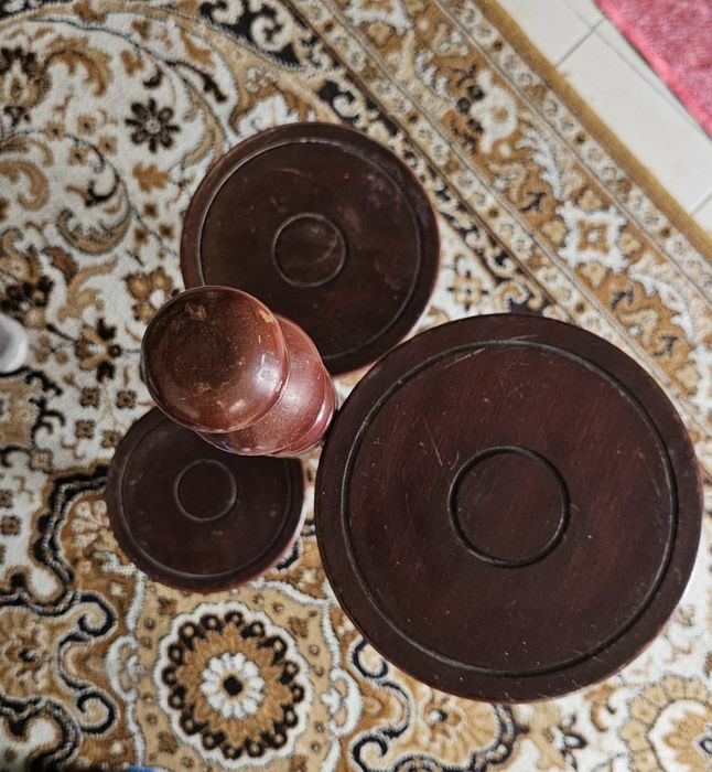 Suporte de vasos em madeira