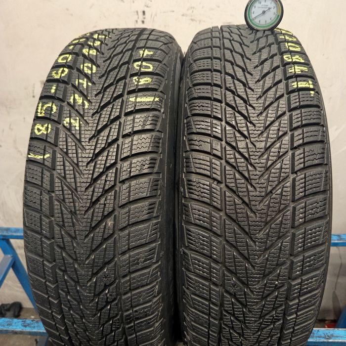 185/60R15 Goodyear Ultra Grip Performance 3