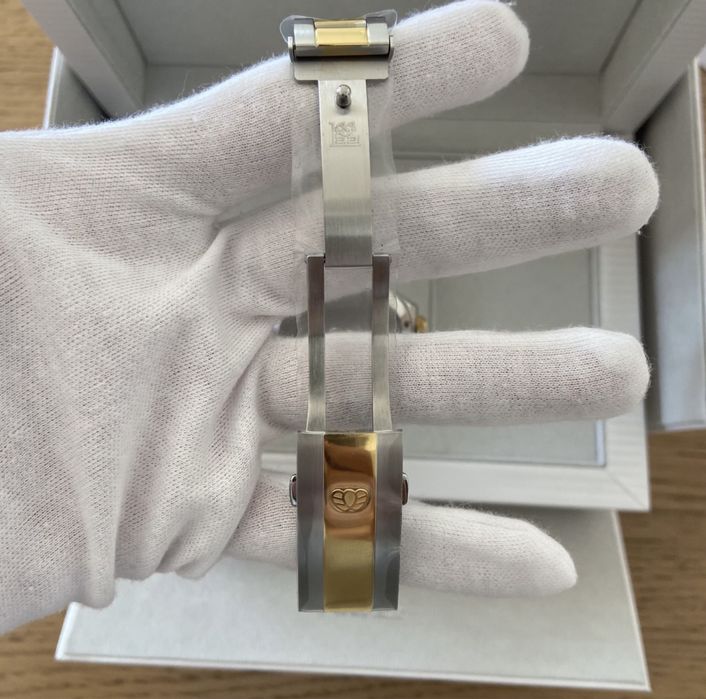 Relogio Laarvee Silver & Golden Precision Steel