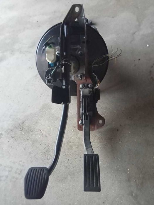 Rádio CD,Farolins,Direção assistida,Coluna direção,Ford Focus TDCI2005