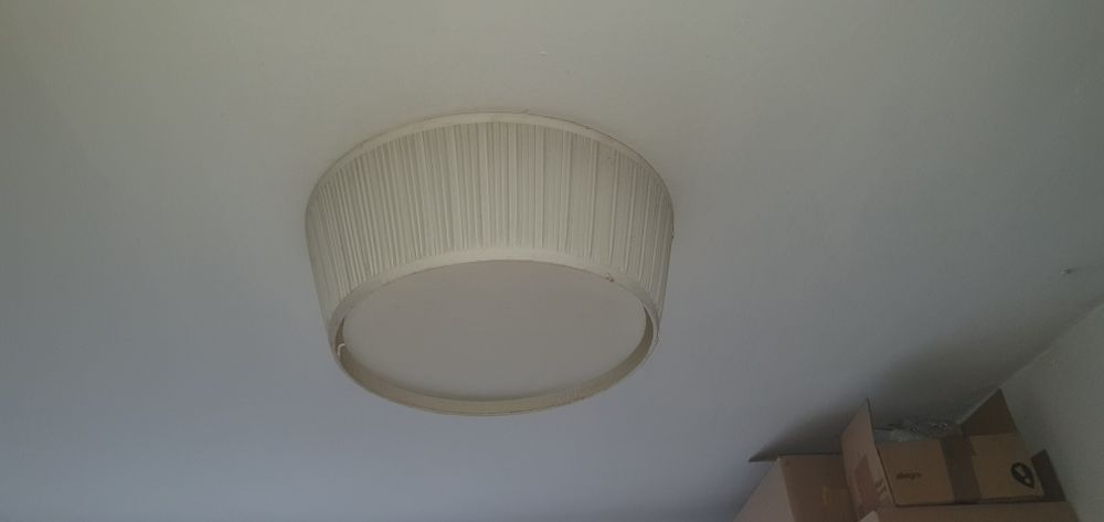 Lampa sufitowa  na 3 żarówki e 27