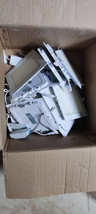 Focos LED 13x13 CMS seminovos