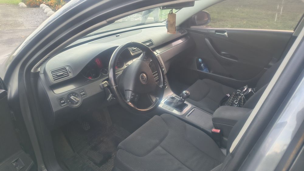 Продаю Passat b6