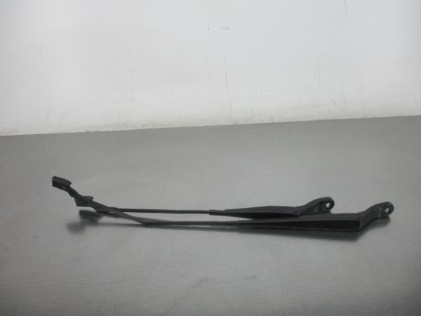 Haste / braço de escova limpa vidros frente direita PEUGEOT 208
