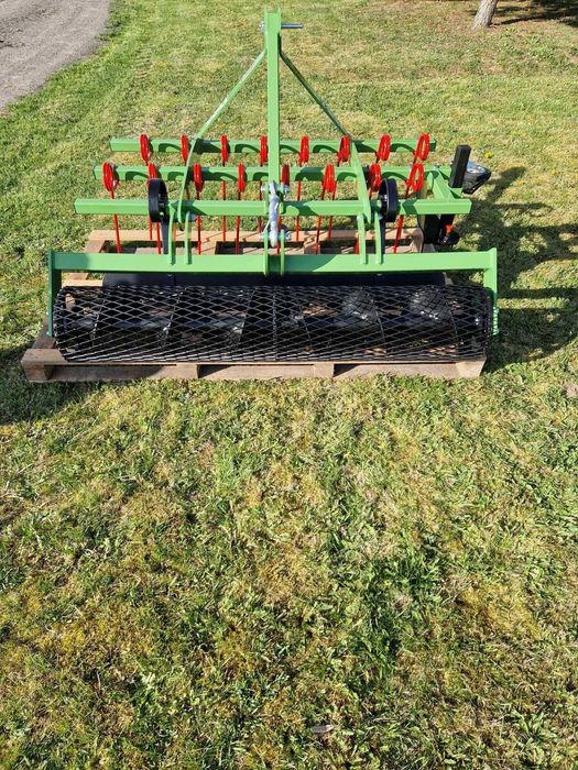 Równiarka do podłoża, równiarka padoku, brona do maneży 1,7 m gumowy