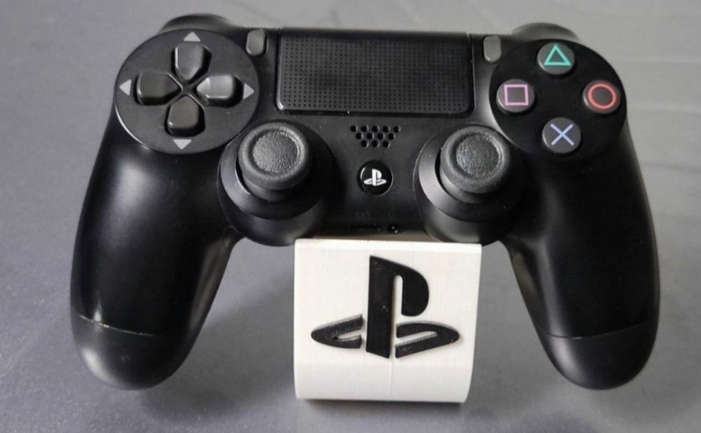 Playstation 4 - 500gb + 2 comandos originais + caixa original