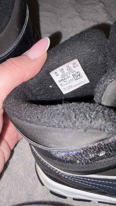 Дуже гарні та теплі дитячі черевики  puma